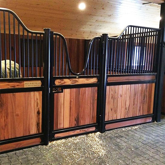 Hinged Door Horse Stalls for sale Hinged Door Horse Stalls for sale